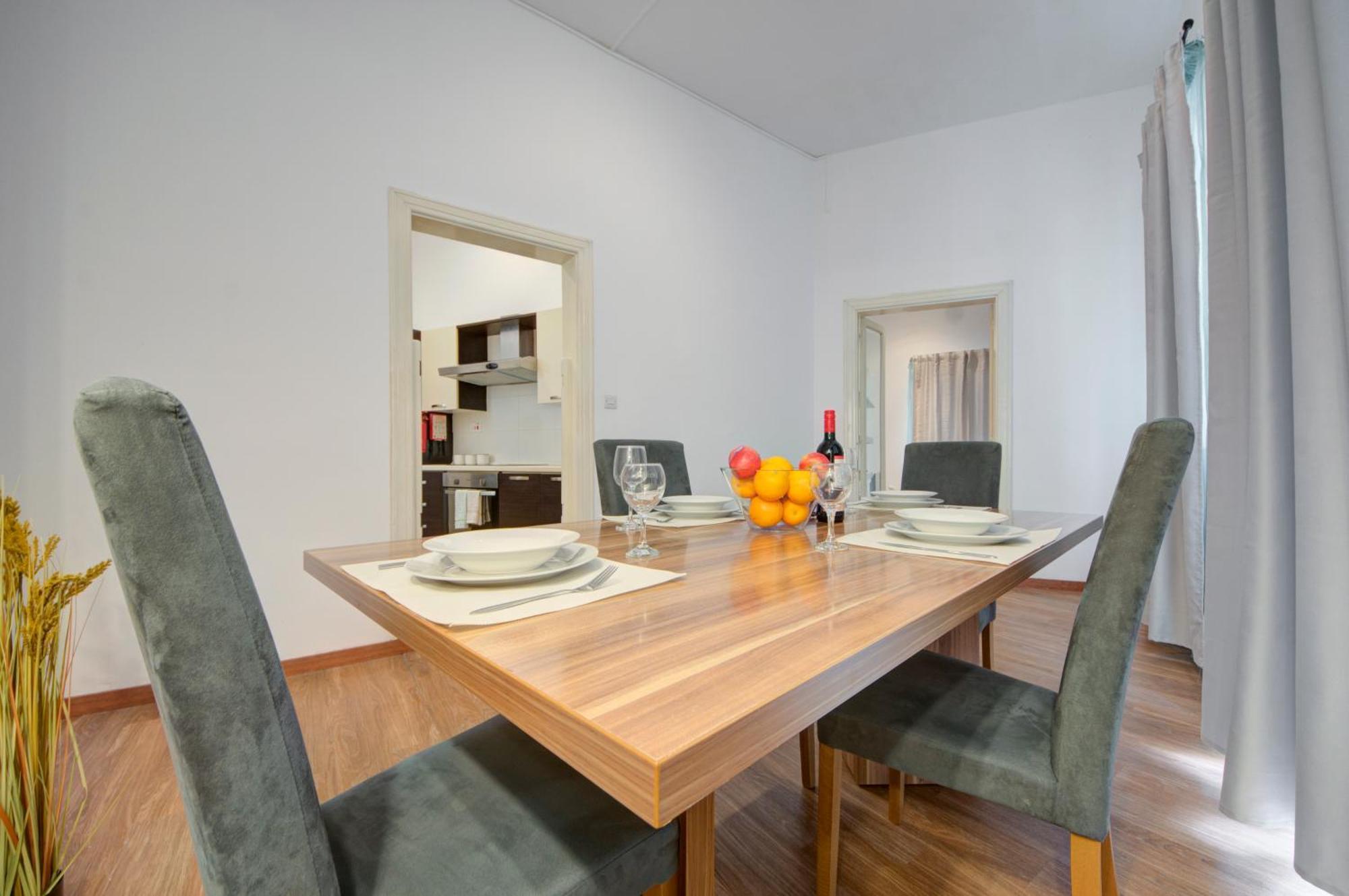 Sapphire Residences - Sliema 2 Bedroom Apartments With Views By Shortletsmalta Dış mekan fotoğraf